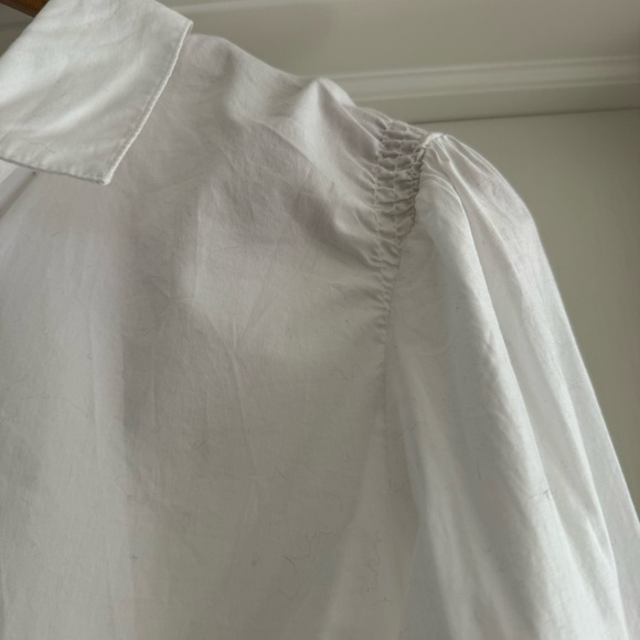 NWT Old Navy Long-Sleeve Smocked Cotton-Poplin Shirt in White size M - Picture 5 of 9